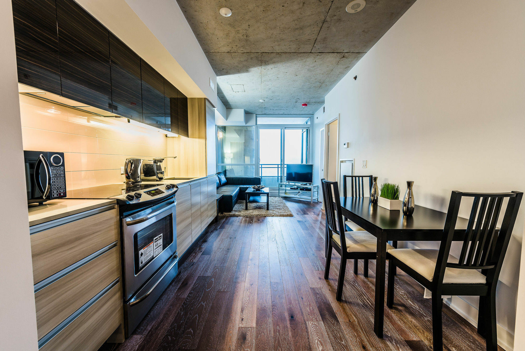 Gladstone Suites - Toronto Central Luaran gambar
